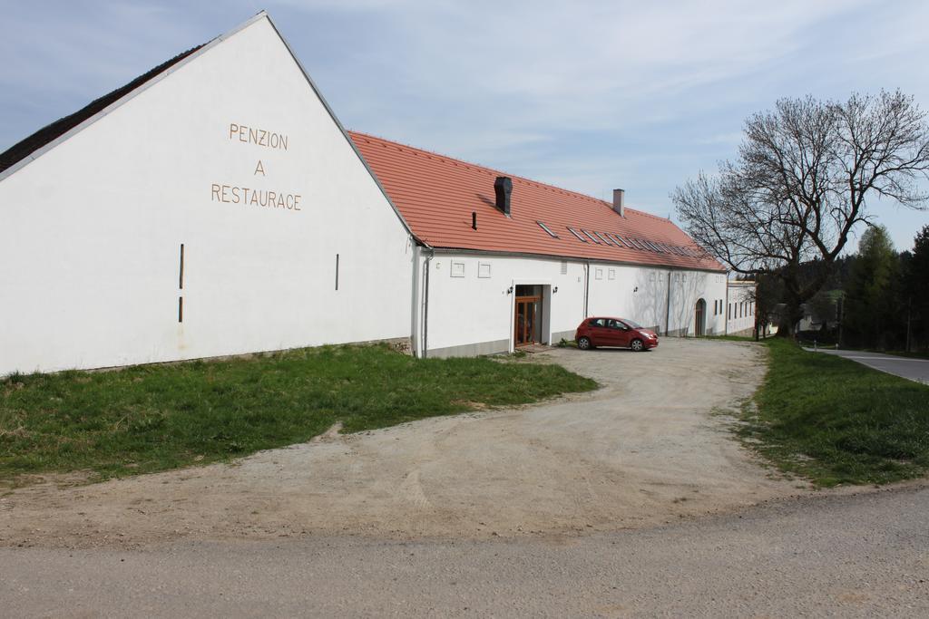 Hotel Penzion Vanůvecký Dvůr Telč Esterno foto